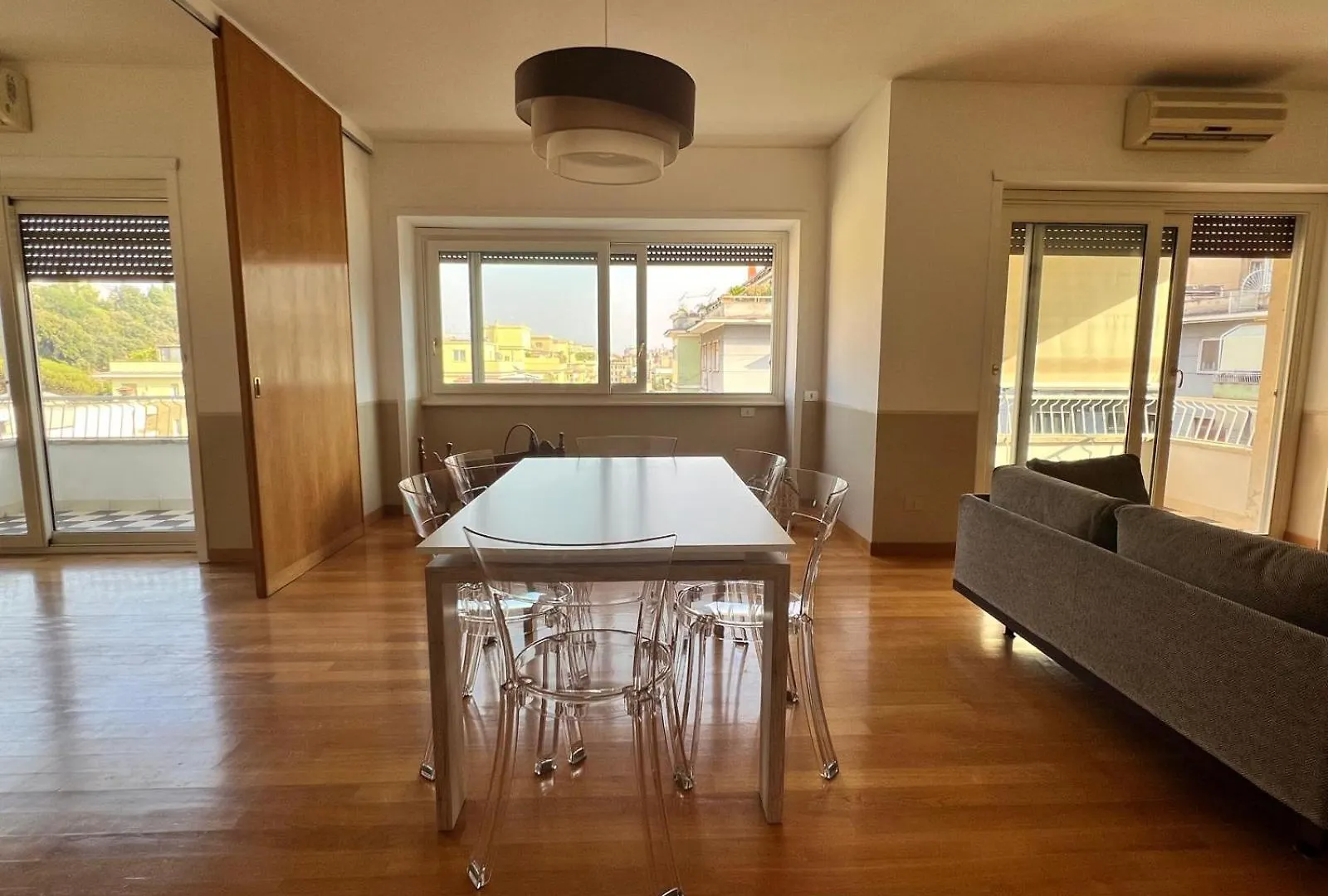 Luce, Silenzio Ed Eleganza Nel Cuore Di Roma 0*, Ρώμη